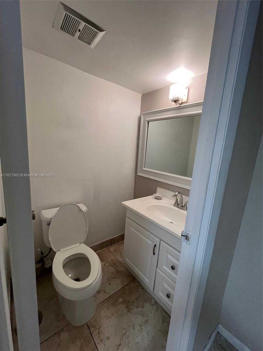 Imagen de Pequeño Objeto