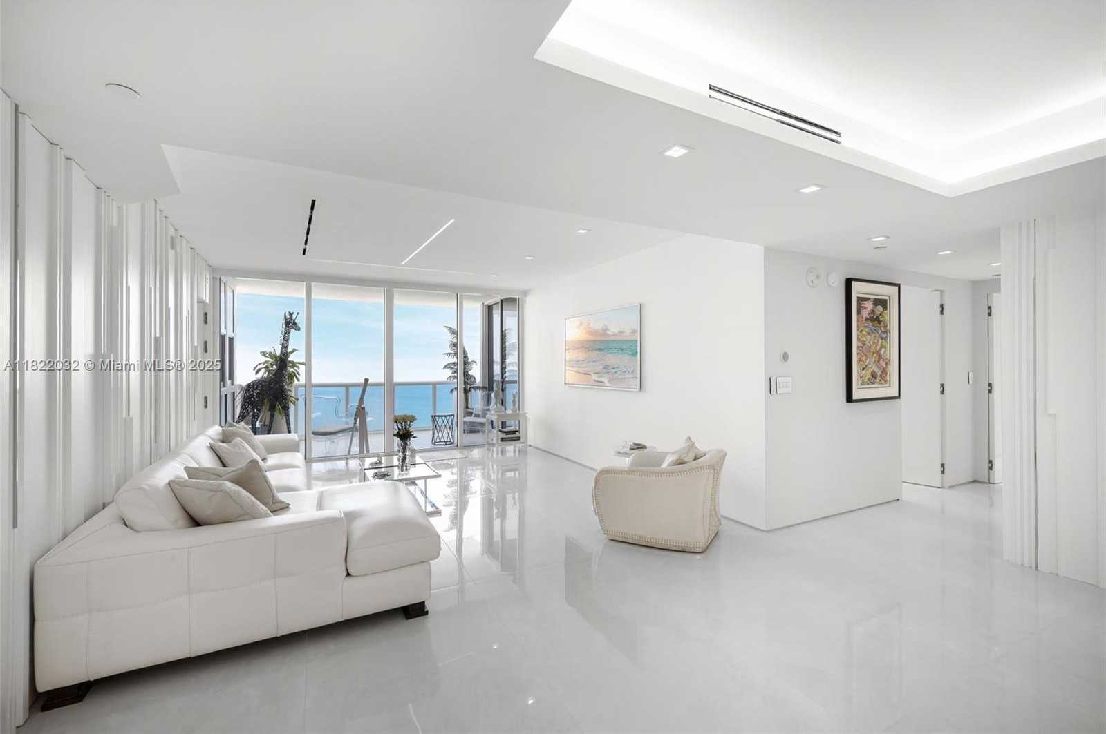 Small Image of 18201 COLLINS AVE 5306-W/2 CAR GARAGE #5306, Sunny Isles Beach Number 7