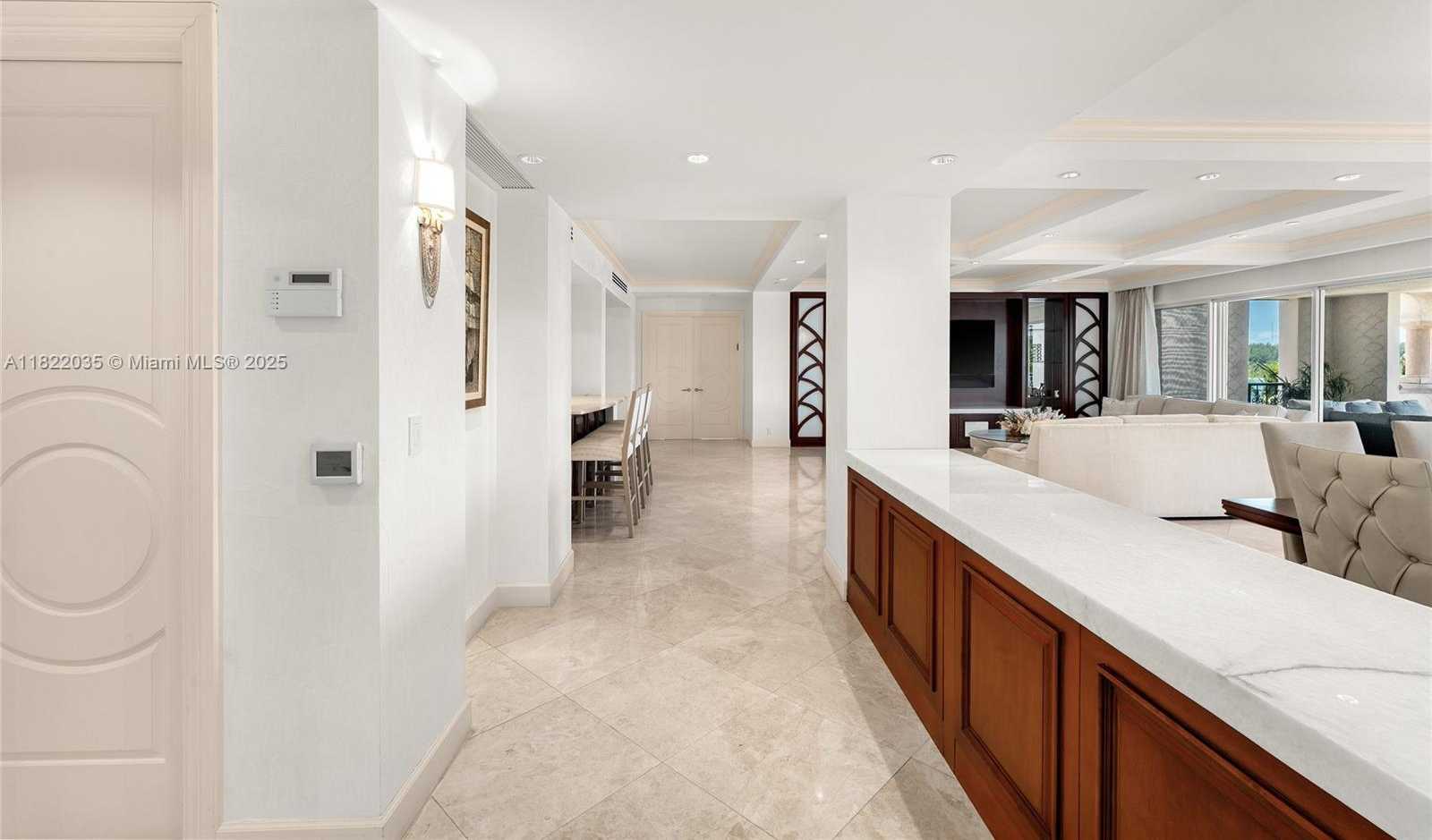Small Image of 5233 FISHER ISLAND DR #5233, Miami Beach Number 14
