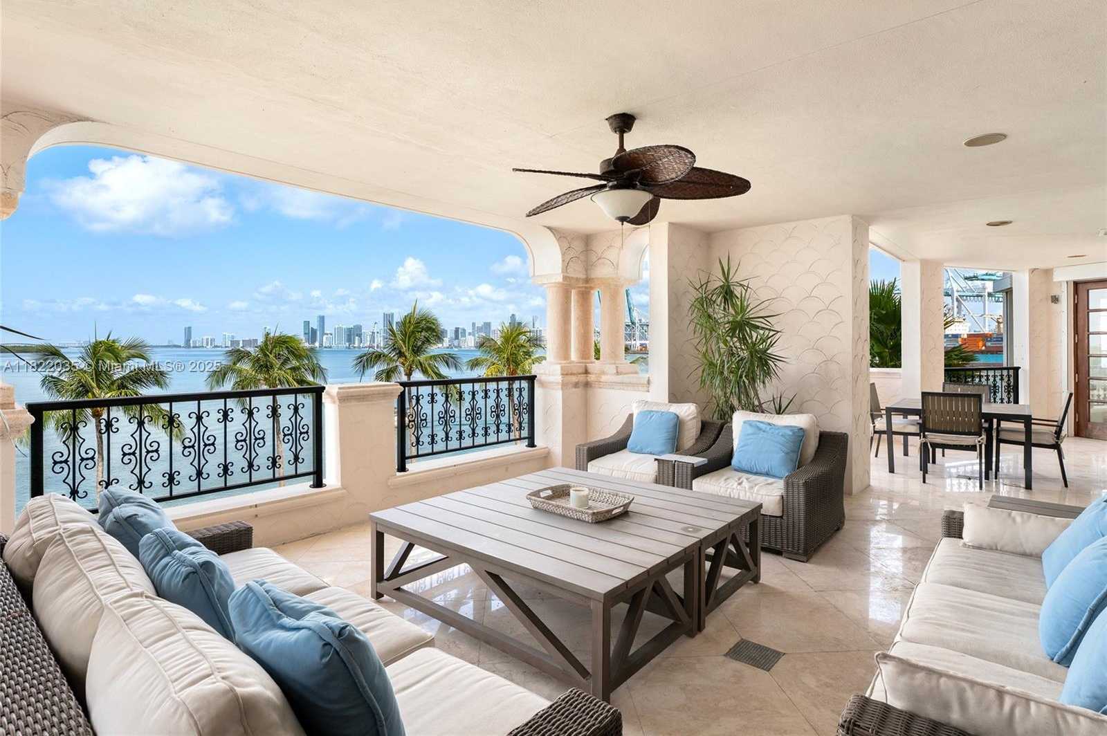 Small Image of 5233 FISHER ISLAND DR #5233, Miami Beach Number 2