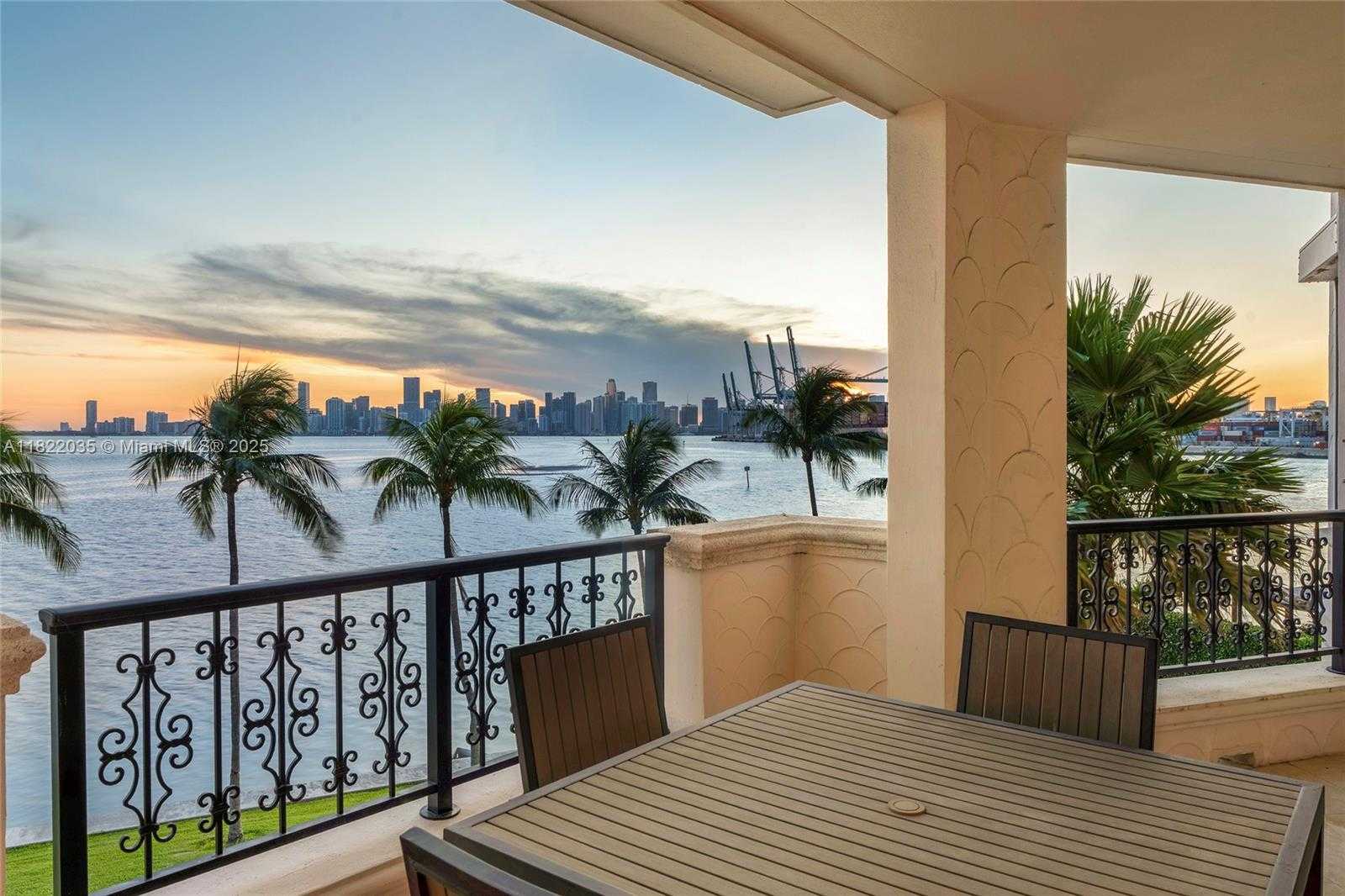 Small Image of 5233 FISHER ISLAND DR #5233, Miami Beach Number 22