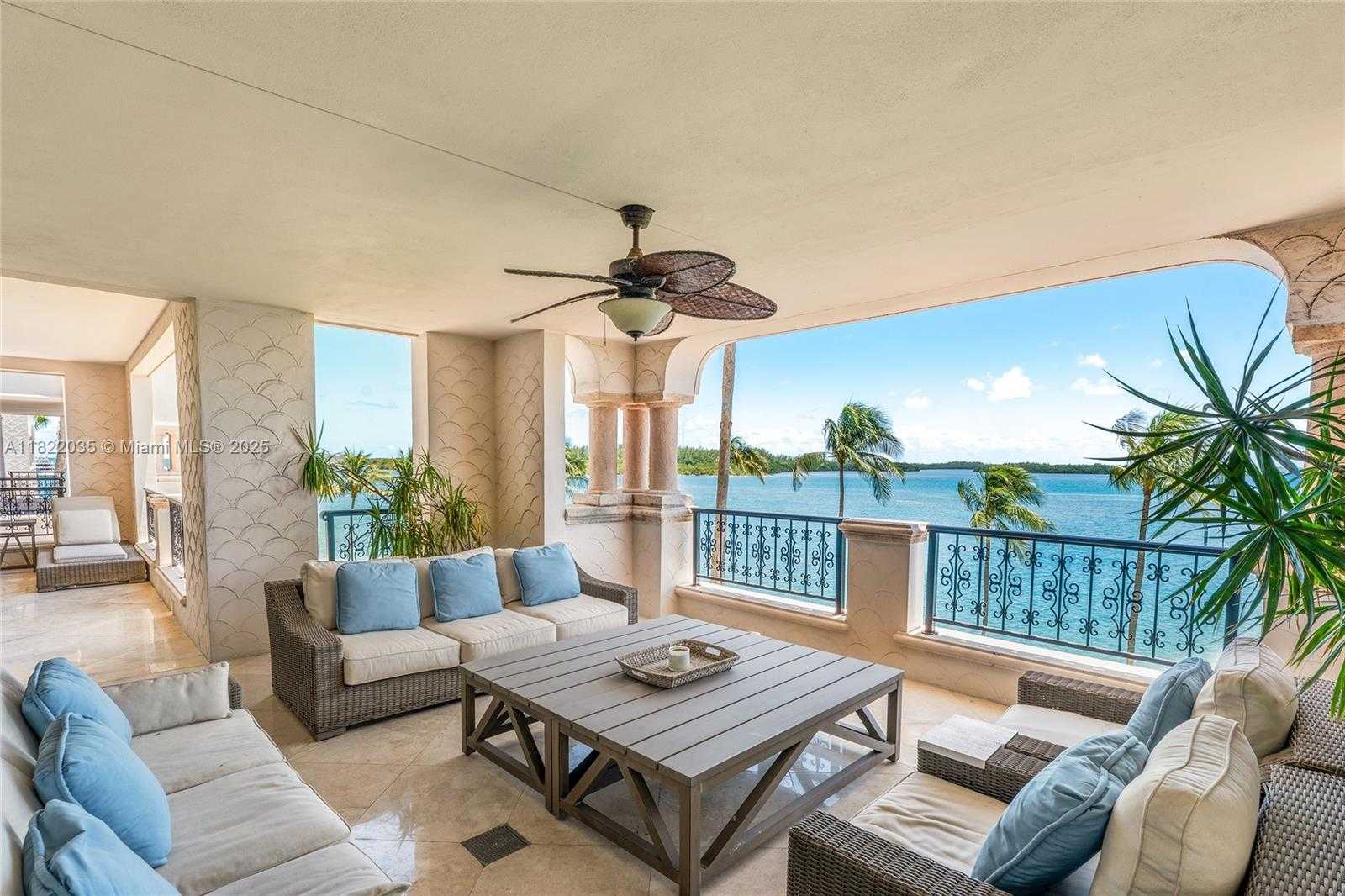 Small Image of 5233 FISHER ISLAND DR #5233, Miami Beach Number 3