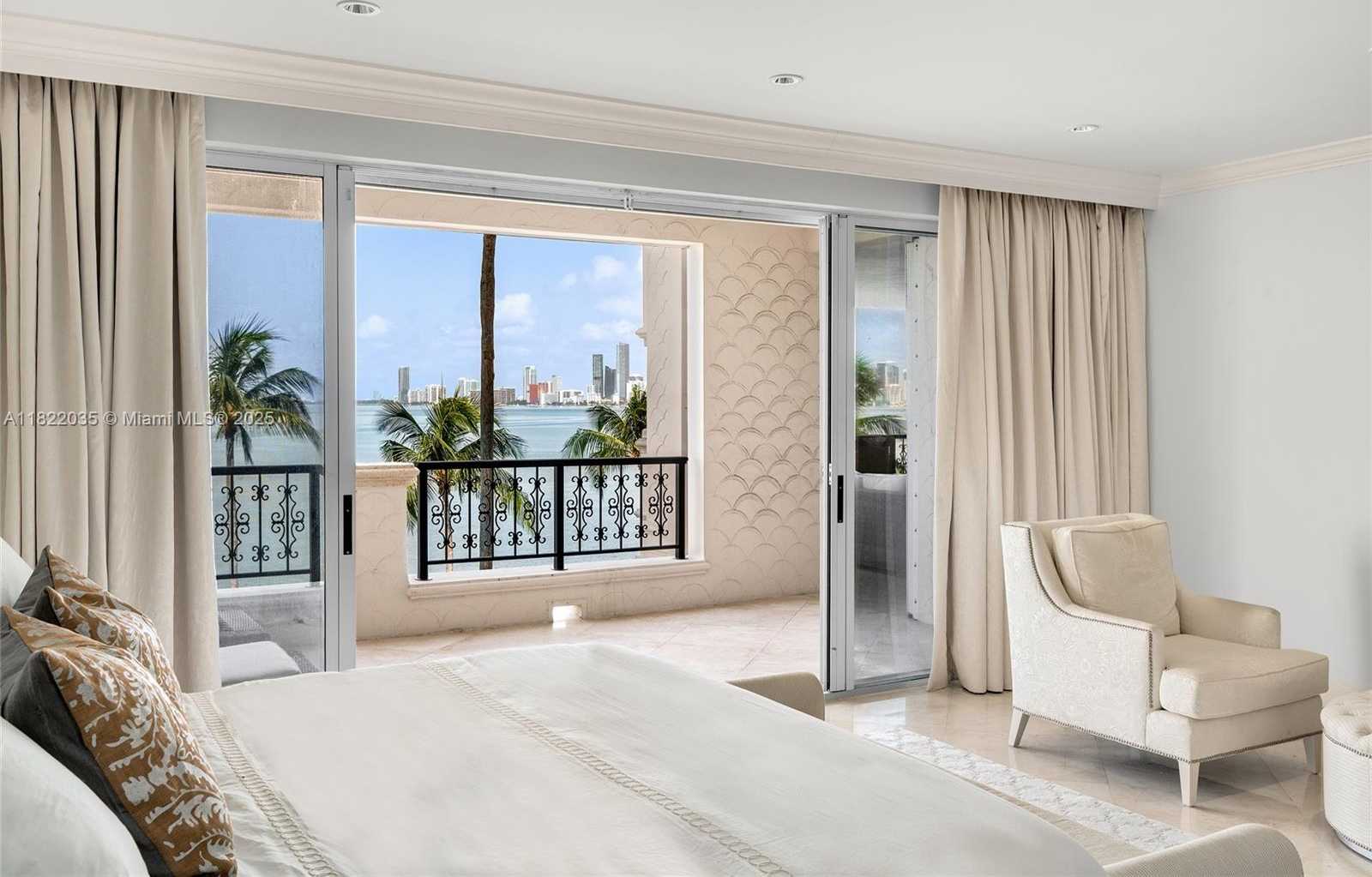 Small Image of 5233 FISHER ISLAND DR #5233, Miami Beach Number 30