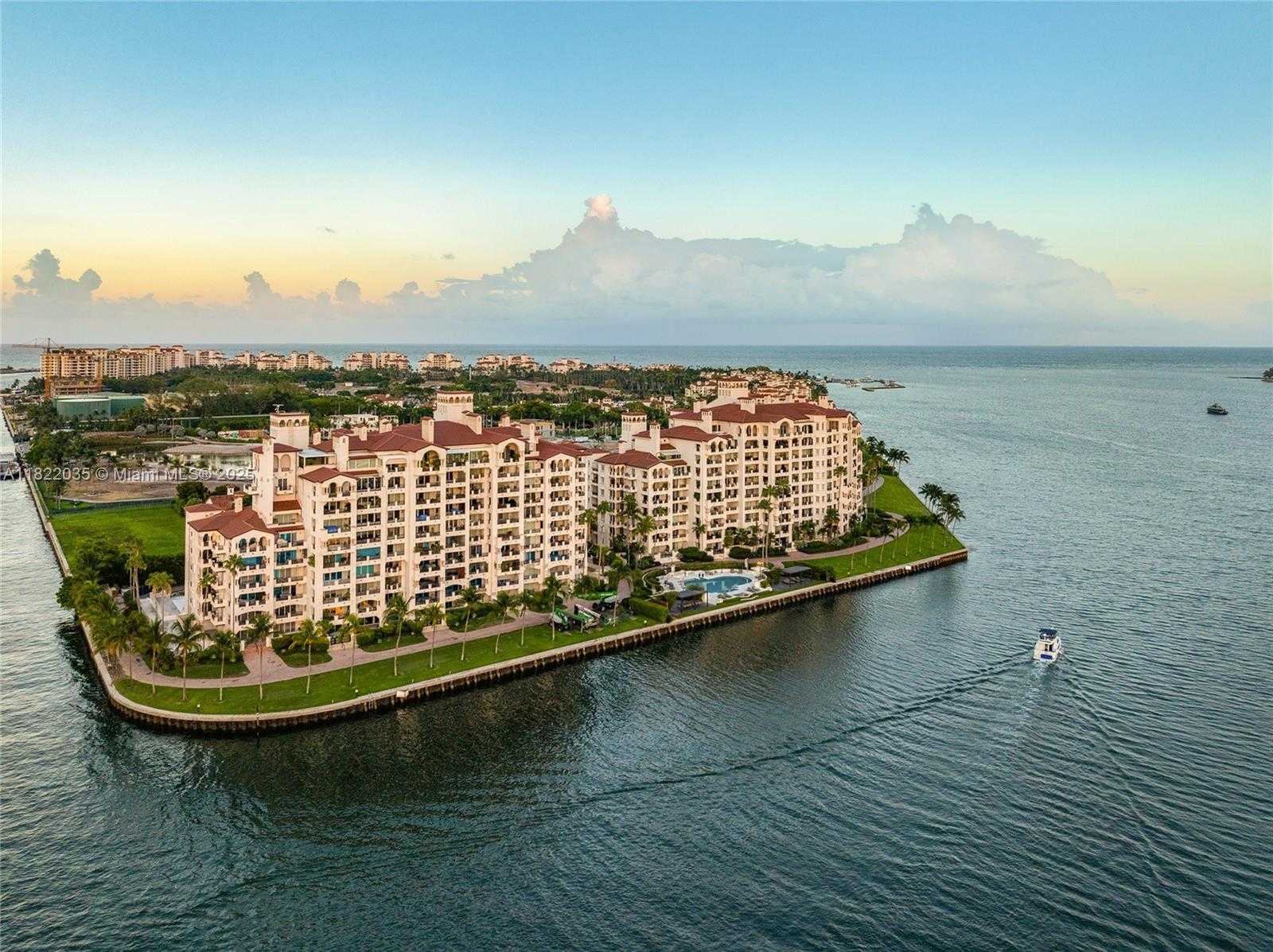 Small Image of 5233 FISHER ISLAND DR #5233, Miami Beach Number 51