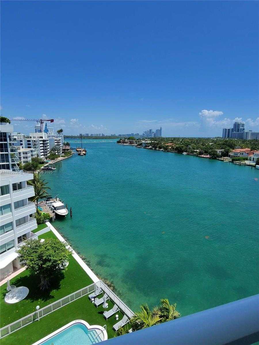Small Image of 9821 EAST BAY HARBOR DR #903, Bay Harbor Islands Number 17