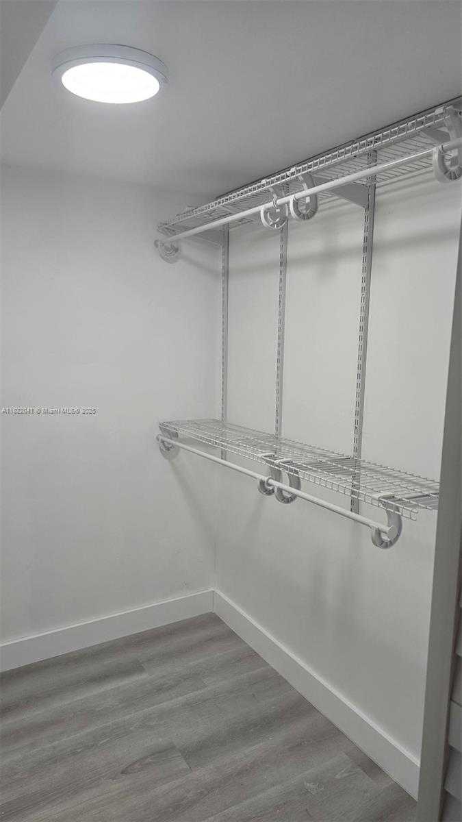 Small Image of 200 LAKEVIEW DR #208, Weston Number 28