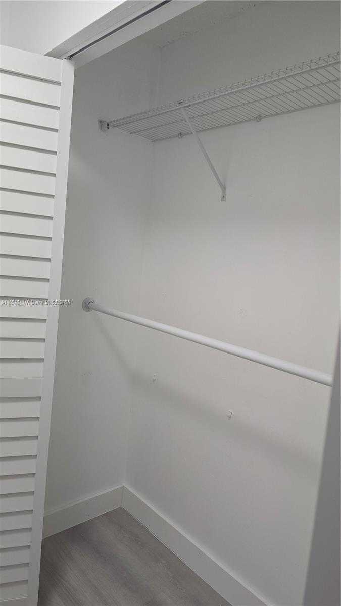 Small Image of 200 LAKEVIEW DR #208, Weston Number 29