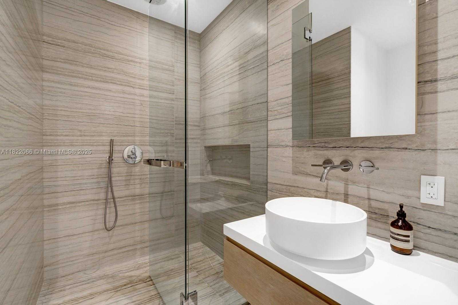 Small Image of 8701 COLLINS AVE #805, Miami Beach Number 18