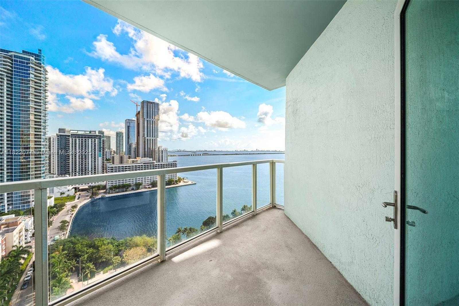 Small Image of 1900 NORTH BAYSHORE DR #2104, Miami Number 15