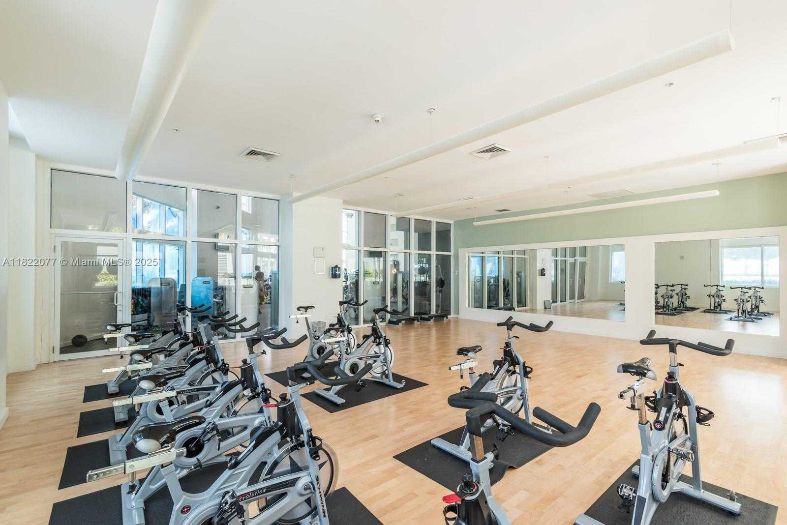 Small Image of 1900 NORTH BAYSHORE DR #2104, Miami Number 34