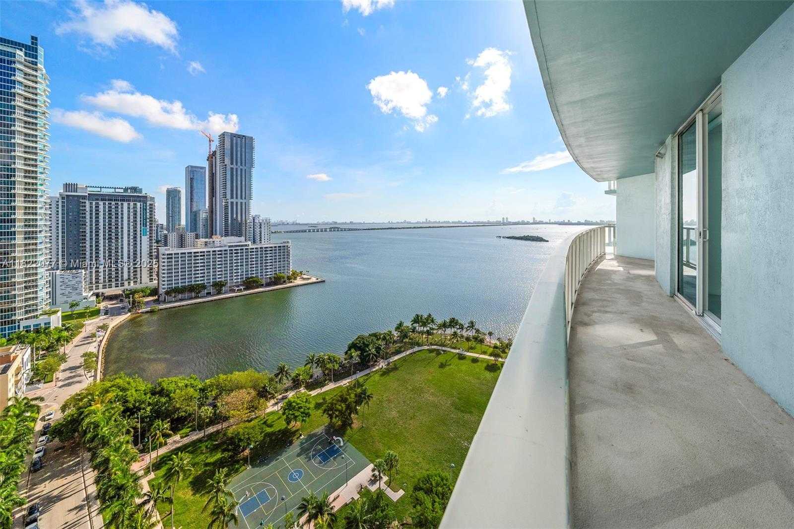 Small Image of 1900 NORTH BAYSHORE DR #2104, Miami Number 8