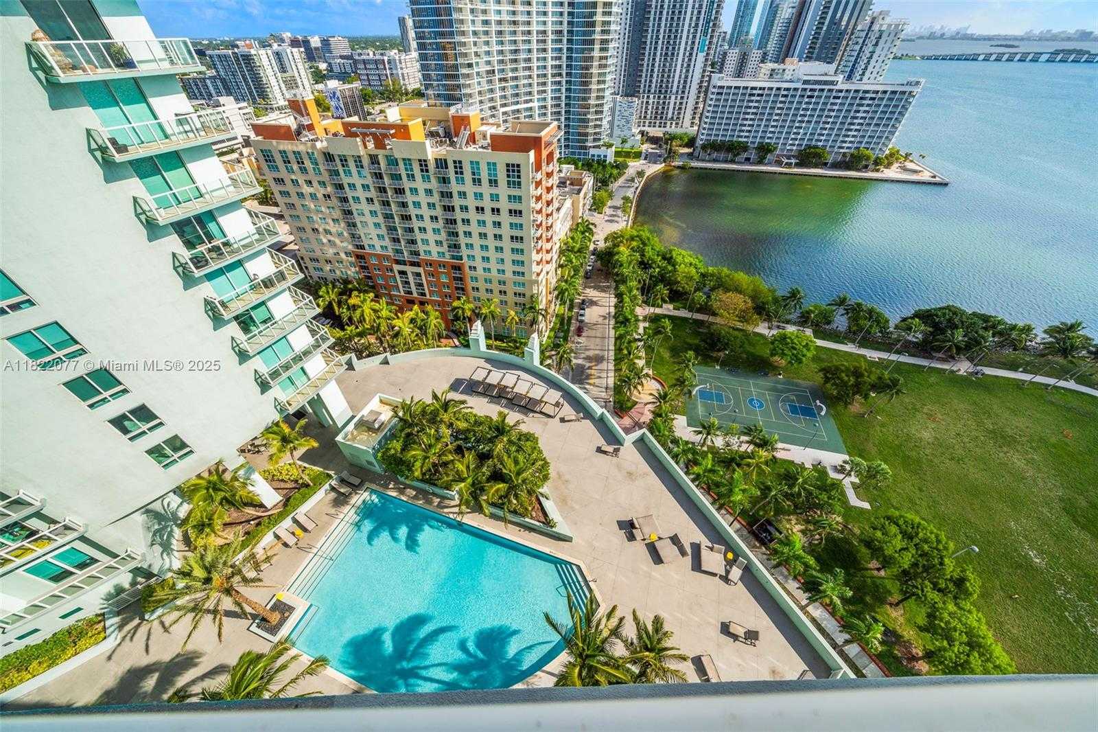 Small Image of 1900 NORTH BAYSHORE DR #2104, Miami Number 9
