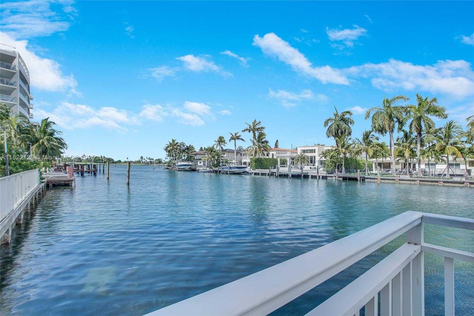 Small Image of 9500 WEST BAY HARBOR DR #7H, Bay Harbor Islands Number 16