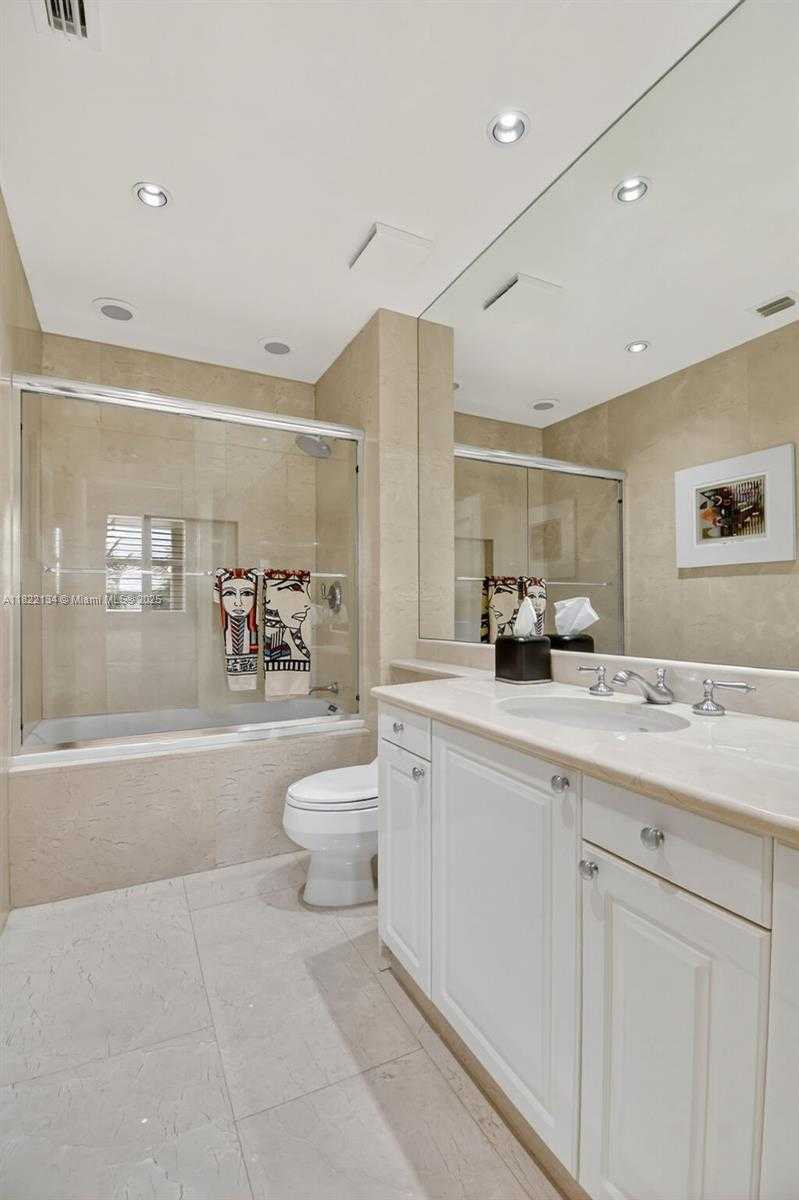 Small Image of 19925 NORTH EAST 39TH PL #404, Aventura Number 40