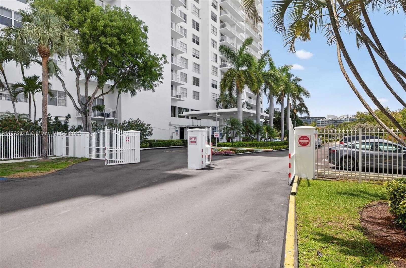Small Image of 2851 NORTH EAST 183RD ST #216E, Aventura Number 27