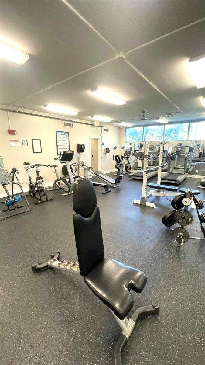 Small Image of 2655 COLLINS AVE #1407, Miami Beach Number 28