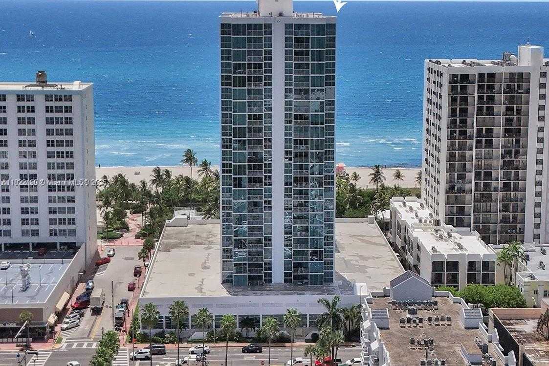 Small Image of 2655 COLLINS AVE #1407, Miami Beach Number 35