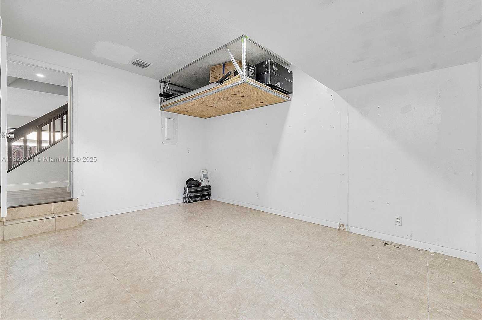 Small Image of 8239 NORTH WEST 8TH ST #3, Plantation Number 27