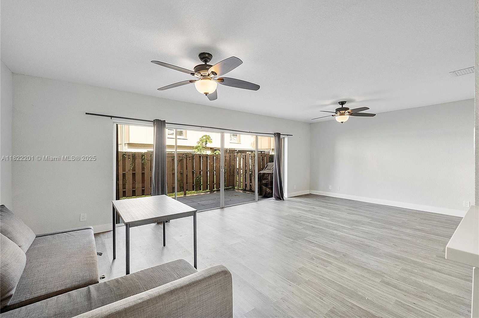 Small Image of 8239 NORTH WEST 8TH ST #3, Plantation Number 9