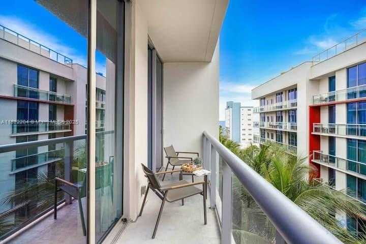 Small Image of 777 NORTH OCEAN DR #N521, Hollywood Number 23