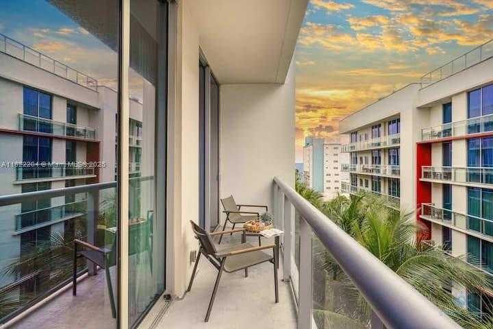Small Image of 777 NORTH OCEAN DR #N521, Hollywood Number 24