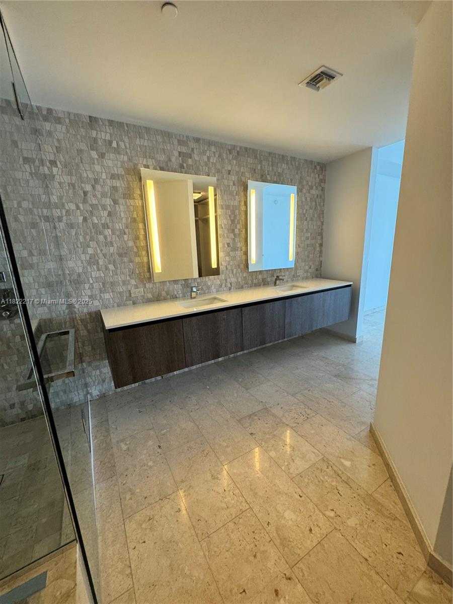 Small Image of 88 SOUTH WEST 7TH STREET #3012, Miami Number 37