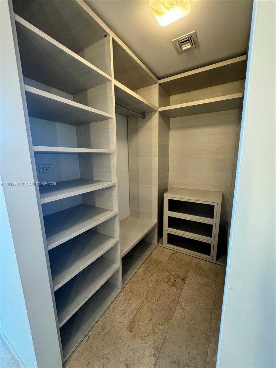 Small Image of 88 SOUTH WEST 7TH STREET #3012, Miami Number 41