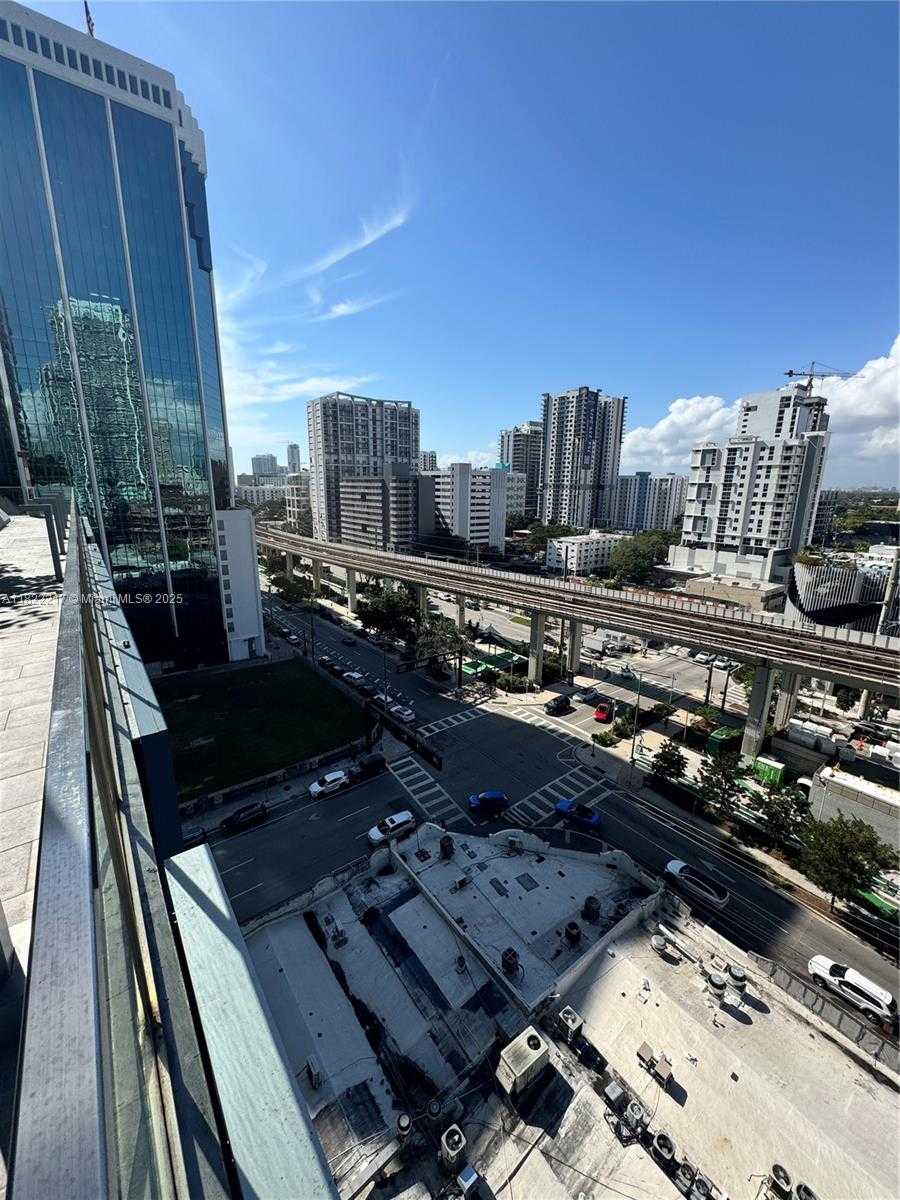 Small Image of 88 SOUTH WEST 7TH STREET #3012, Miami Number 42