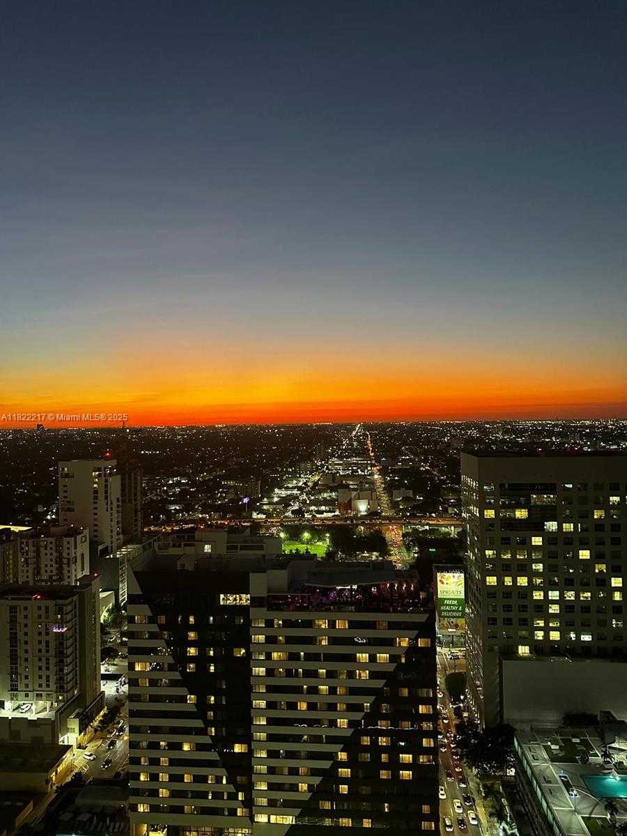 Small Image of 88 SOUTH WEST 7TH STREET #3012, Miami Number 6