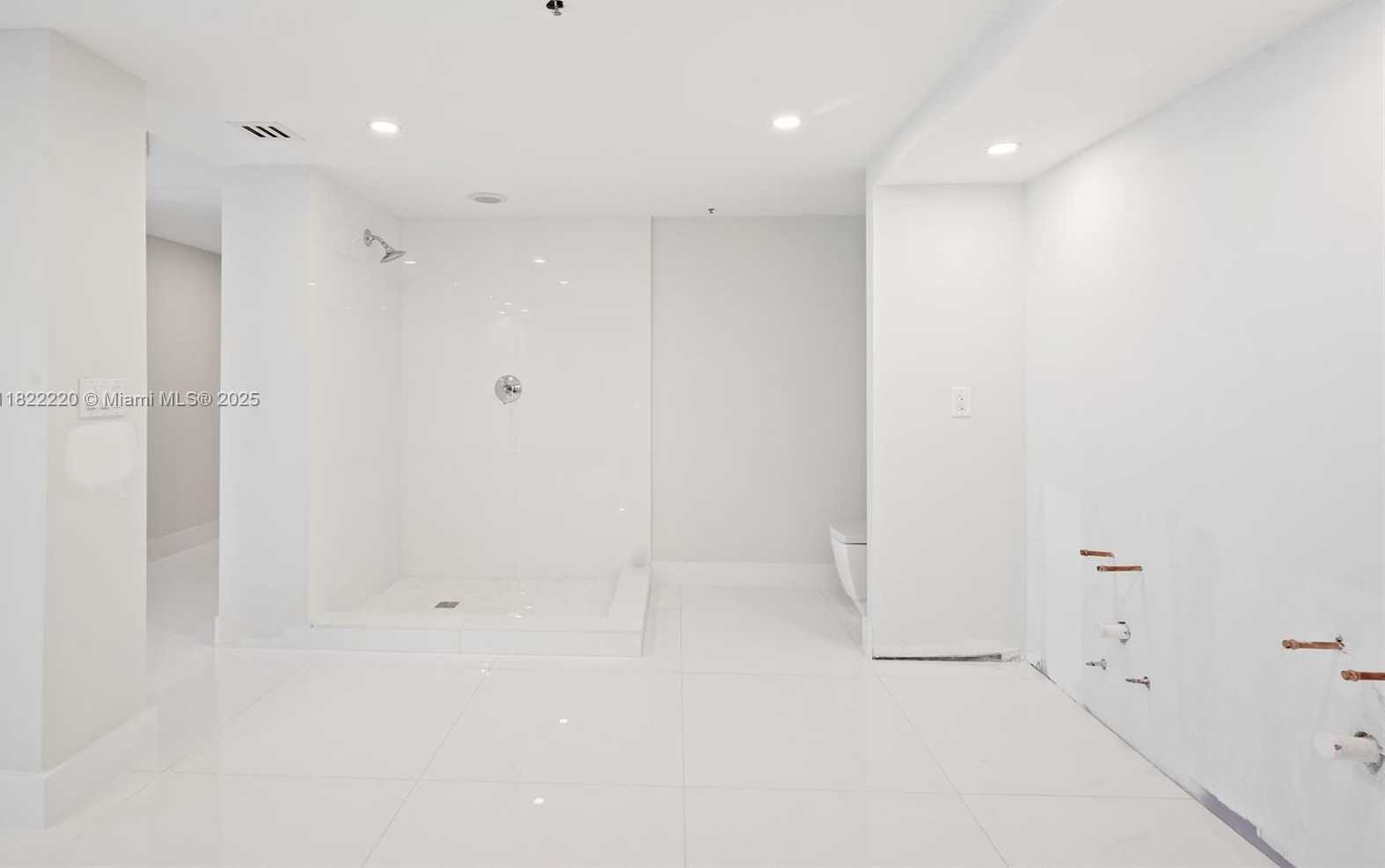 Small Image of 10205 COLLINS AVE #1504, Bal Harbour Number 26