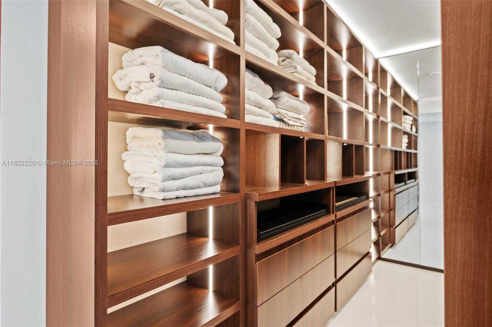 Small Image of 10205 COLLINS AVE #1504, Bal Harbour Number 28
