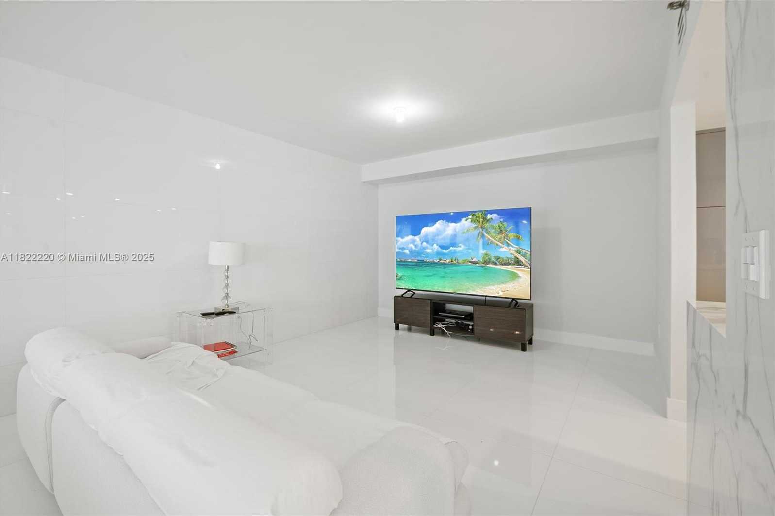 Small Image of 10205 COLLINS AVE #1504, Bal Harbour Number 8