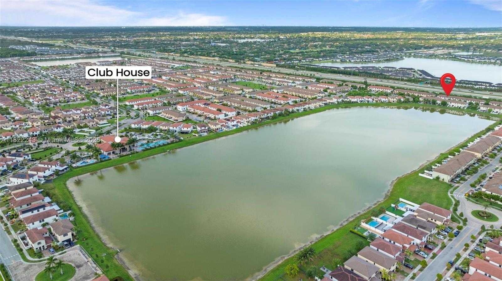 Small Image of 10129 W 32nd Ln, Hialeah, FL 33018, USA Number 35