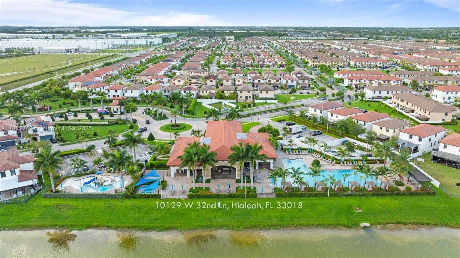 Small Image of 10129 W 32nd Ln, Hialeah, FL 33018, USA Number 36