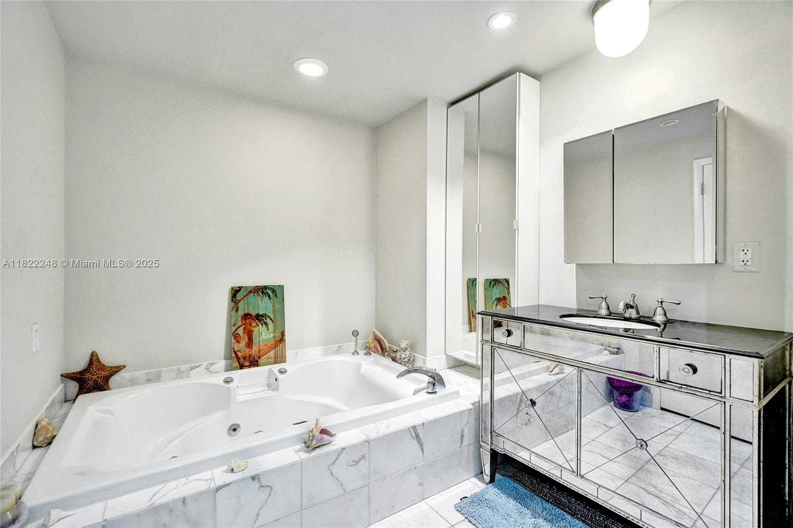 Small Image of 780 NORTH EAST 69TH ST #T-1A, Miami Number 23