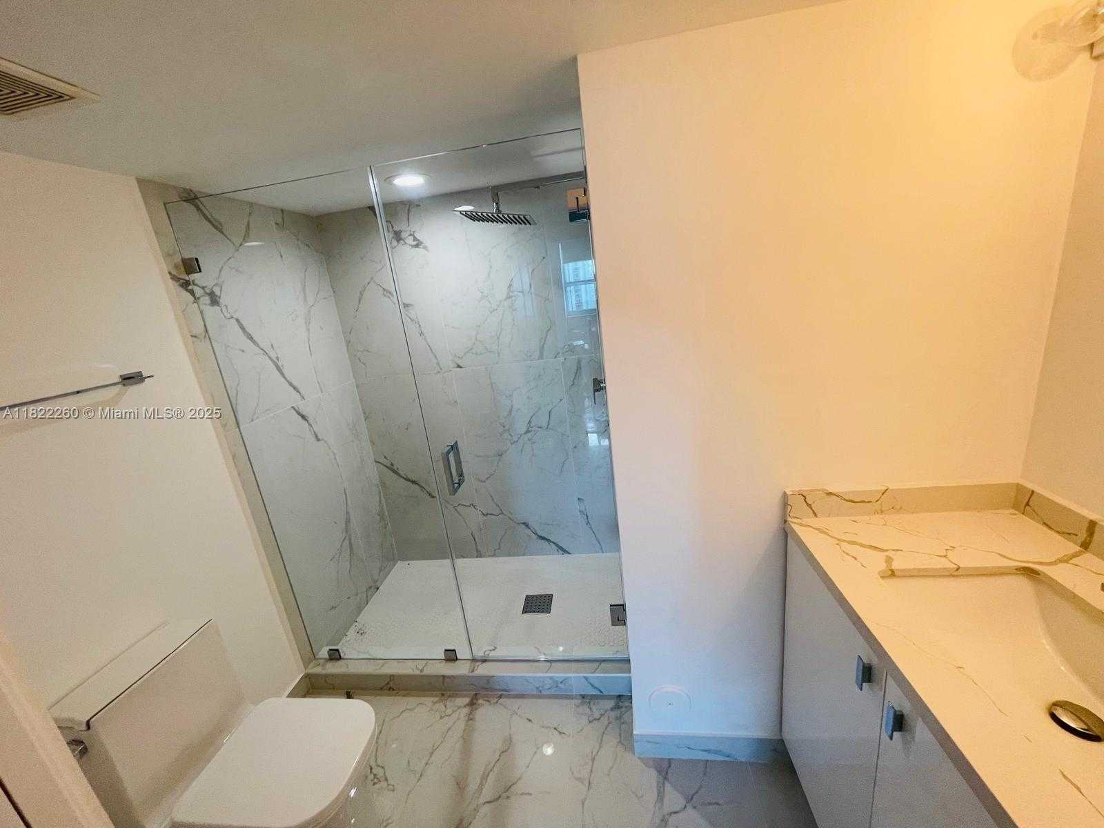 Small Image of 1155 BRICKELL BAY DR #1703, Miami Number 10