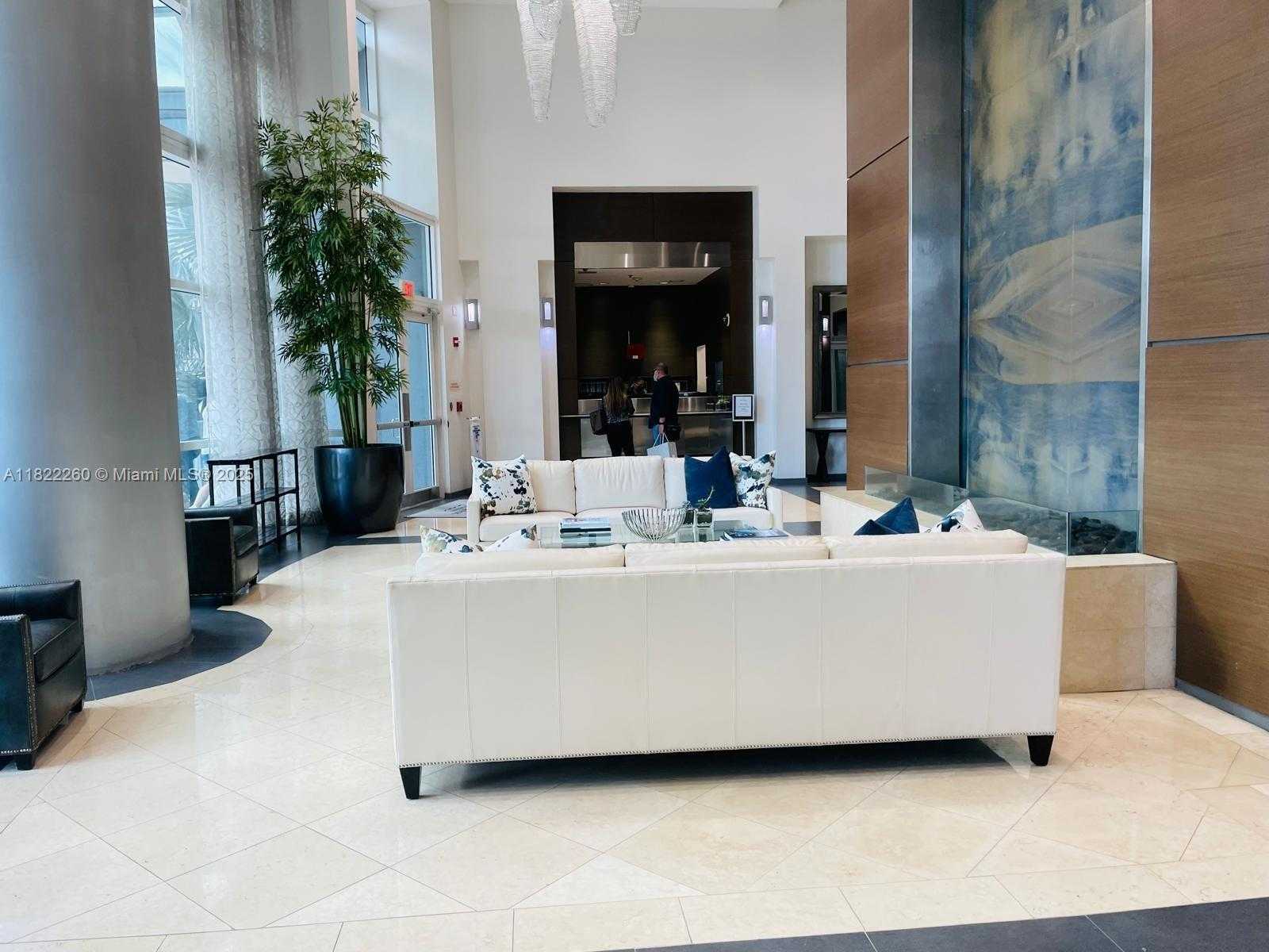 Small Image of 1155 BRICKELL BAY DR #1703, Miami Number 25