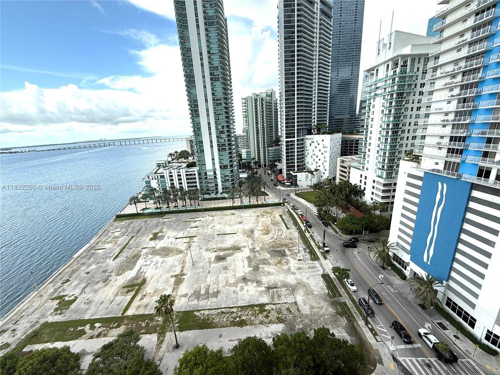 Small Image of 1155 BRICKELL BAY DR #1703, Miami Number 34