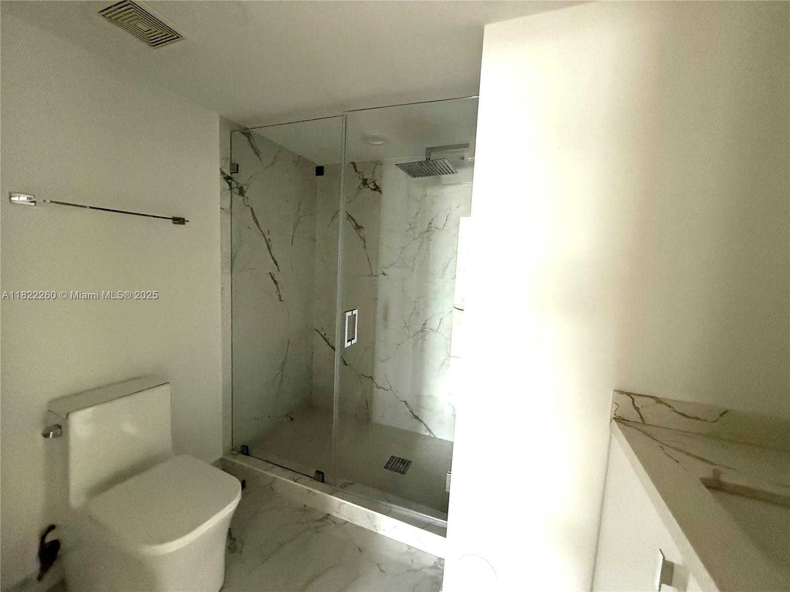 Small Image of 1155 BRICKELL BAY DR #1703, Miami Number 43