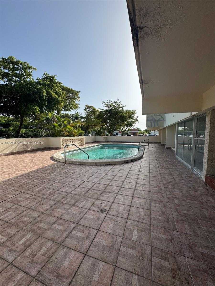 Small Image of 1225 NORTH EAST 124TH ST #46A, North Miami Number 2