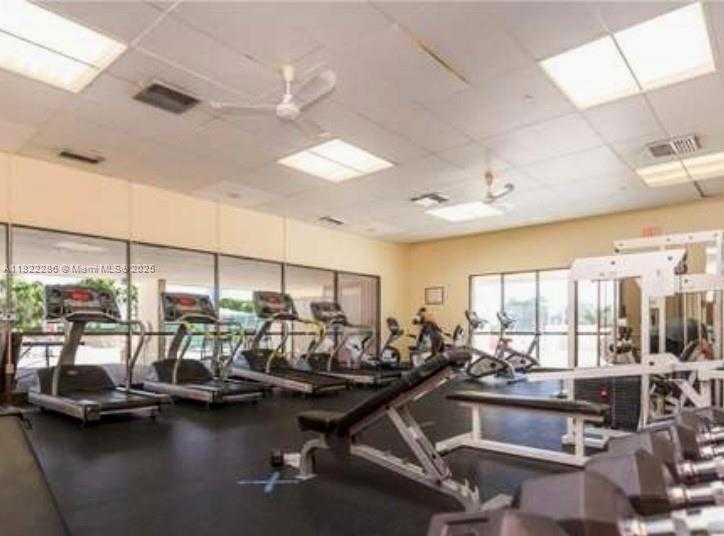 Small Image of 20335 E Country Club Dr, Aventura, FL 33180, USA Number 18