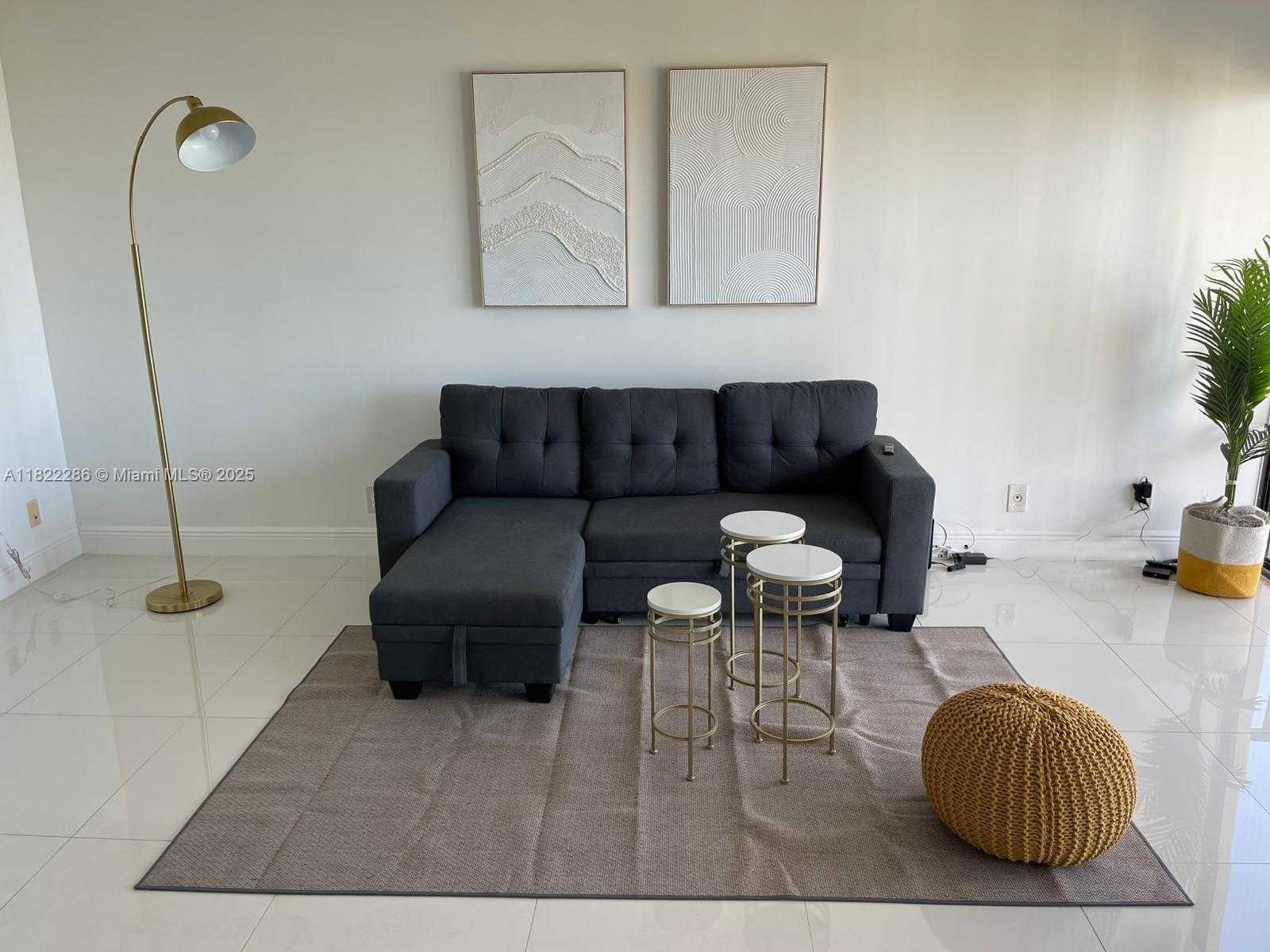 Small Image of 20335 E Country Club Dr, Aventura, FL 33180, USA Number 7