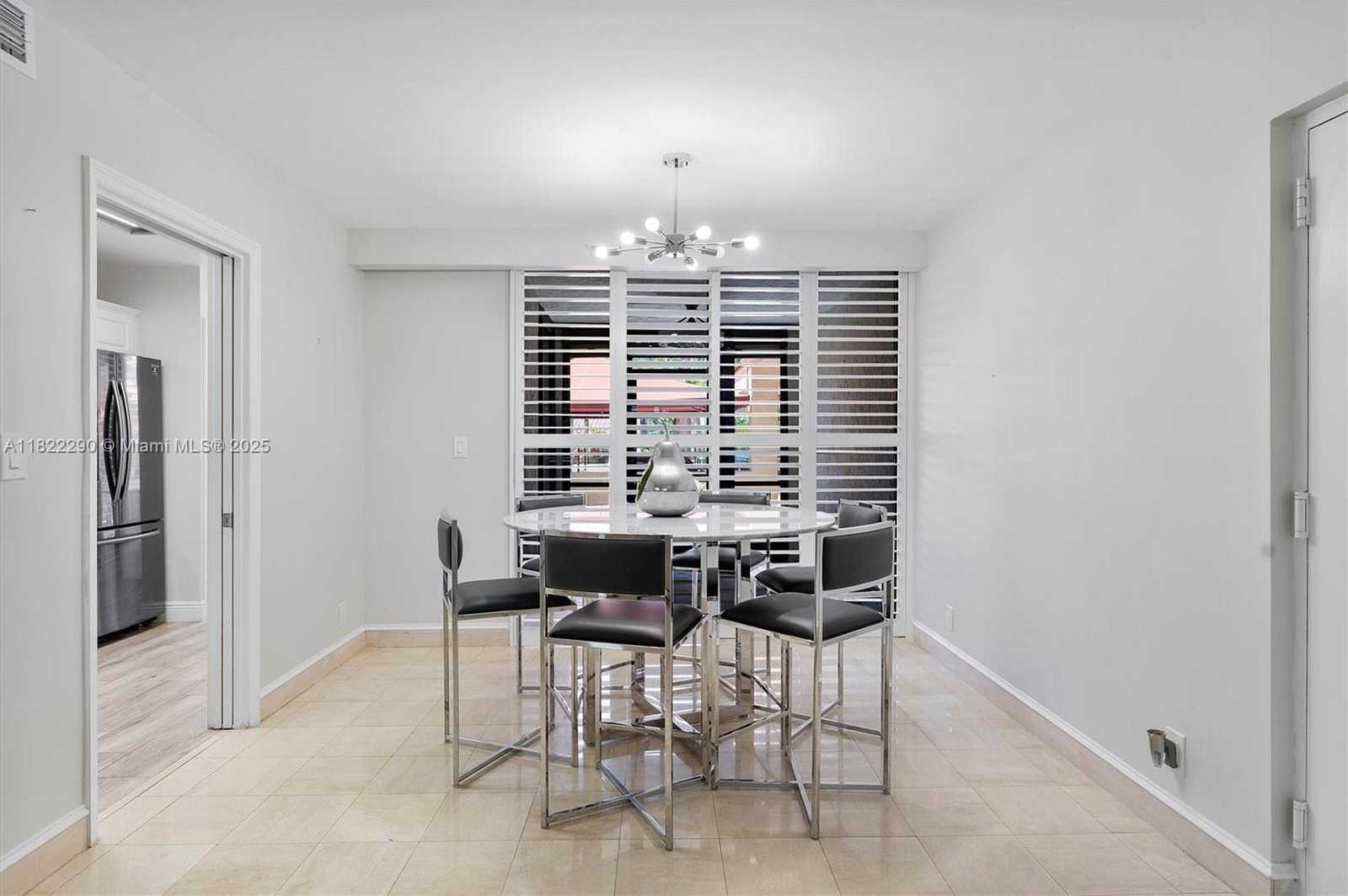 Small Image of 7225 PROMENADE DR #102, Boca Raton Number 4