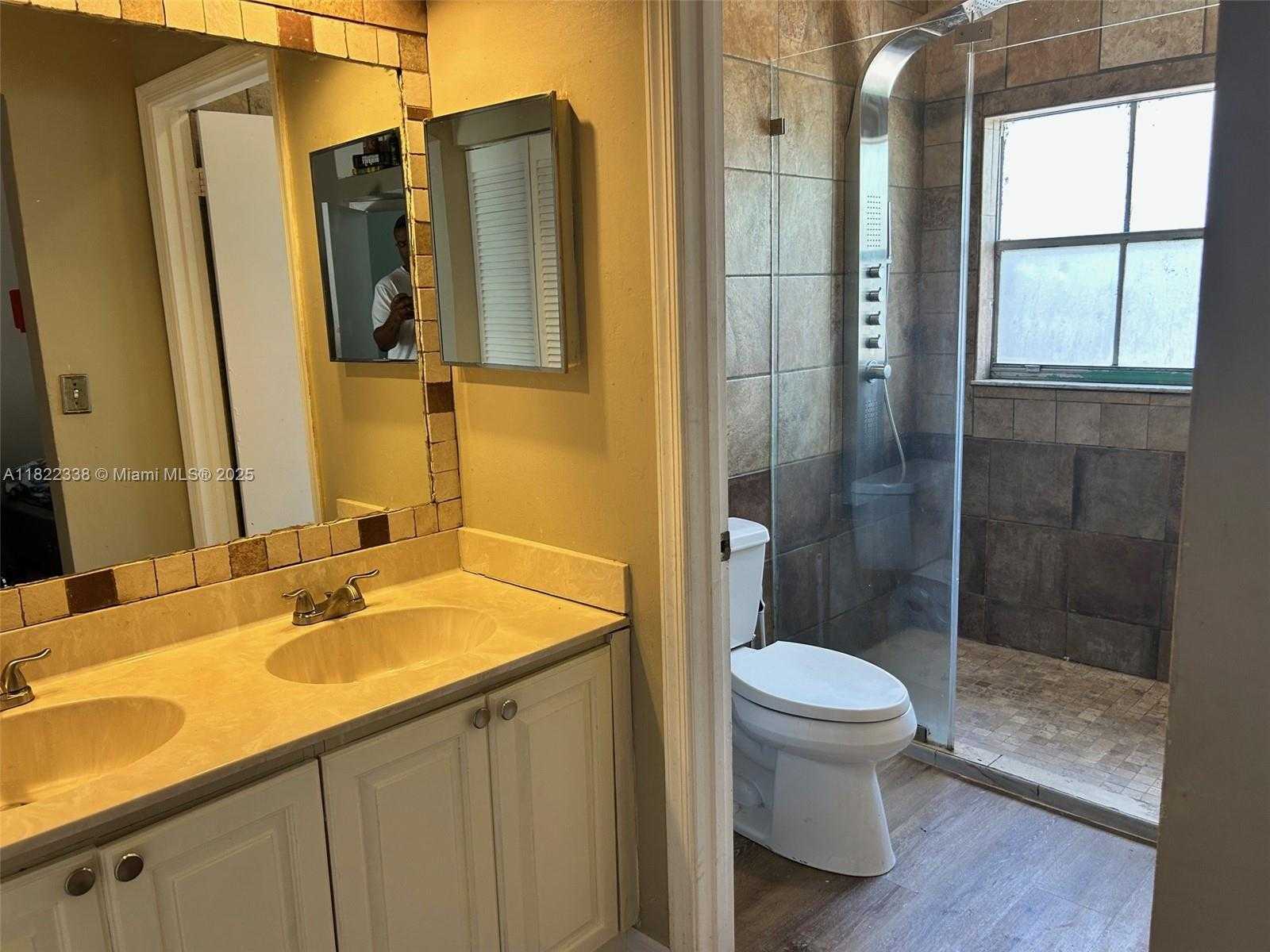 Small Image of 12666 NORTH WEST 14TH PL #12666, Sunrise Number 24