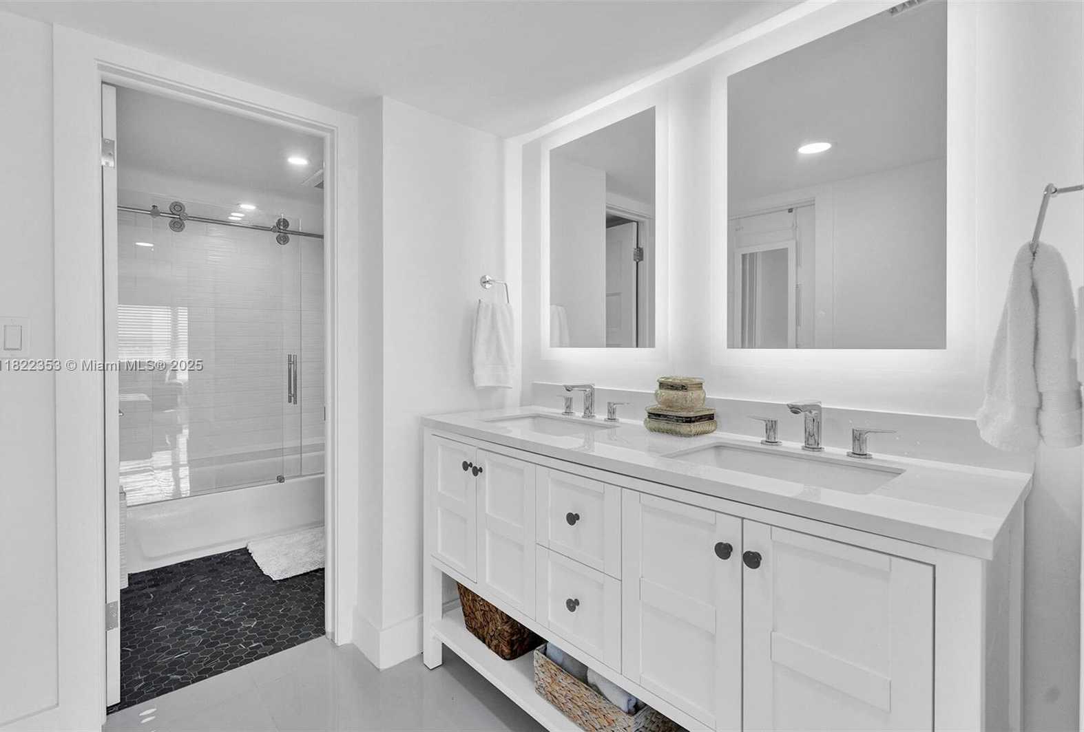 Small Image of 3900 GALT OCEAN DR #506, Fort Lauderdale Number 19