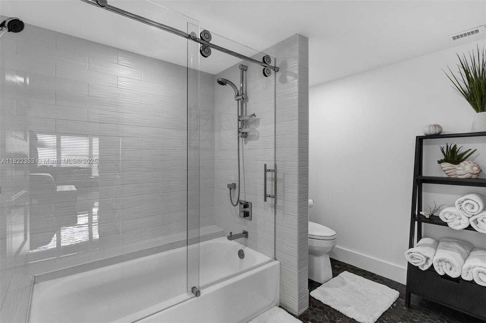 Small Image of 3900 GALT OCEAN DR #506, Fort Lauderdale Number 25