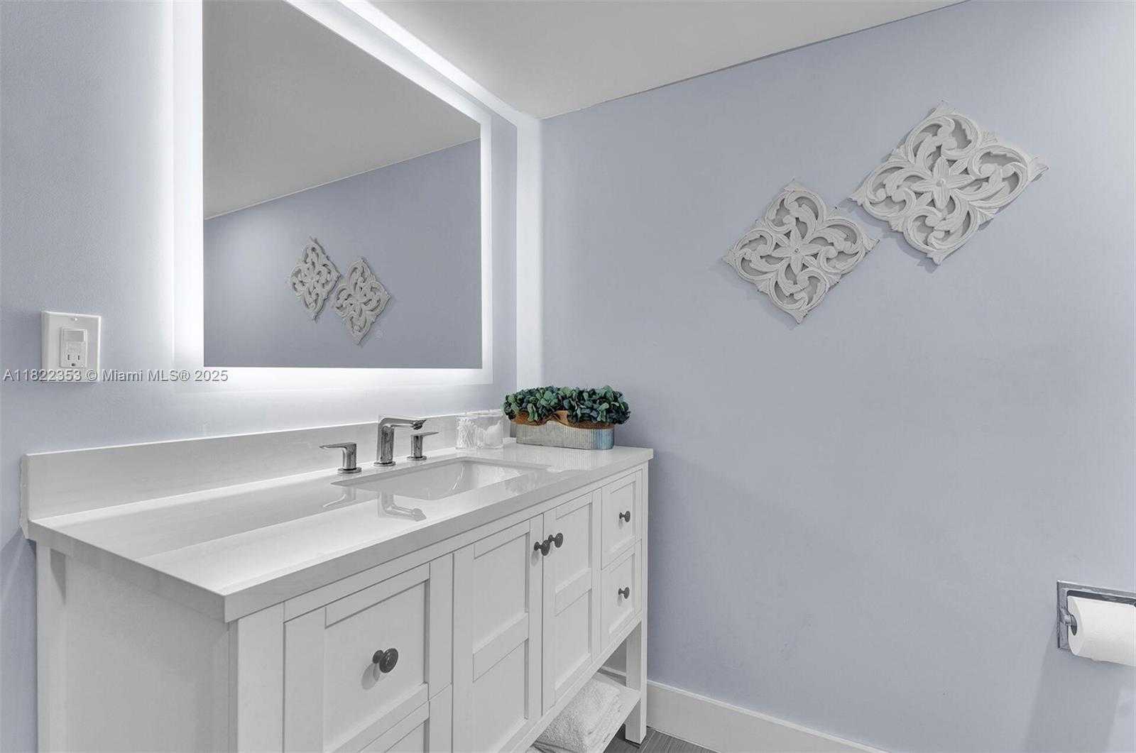 Small Image of 3900 GALT OCEAN DR #506, Fort Lauderdale Number 27