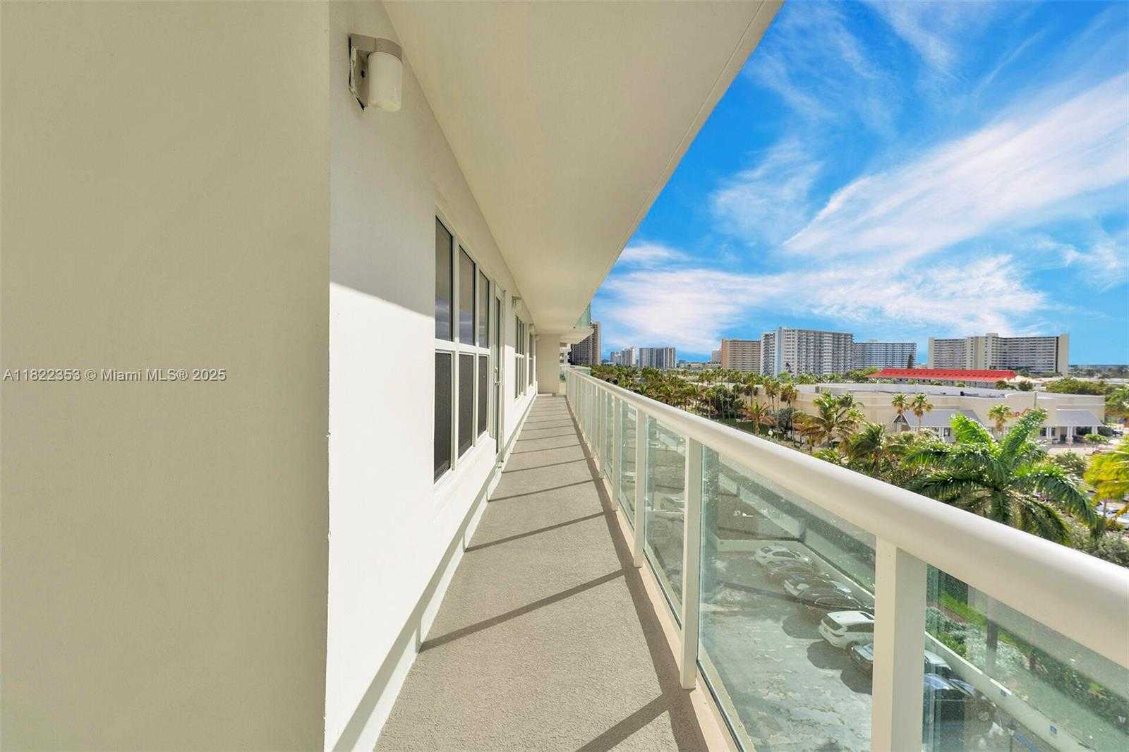 Small Image of 3900 GALT OCEAN DR #506, Fort Lauderdale Number 8