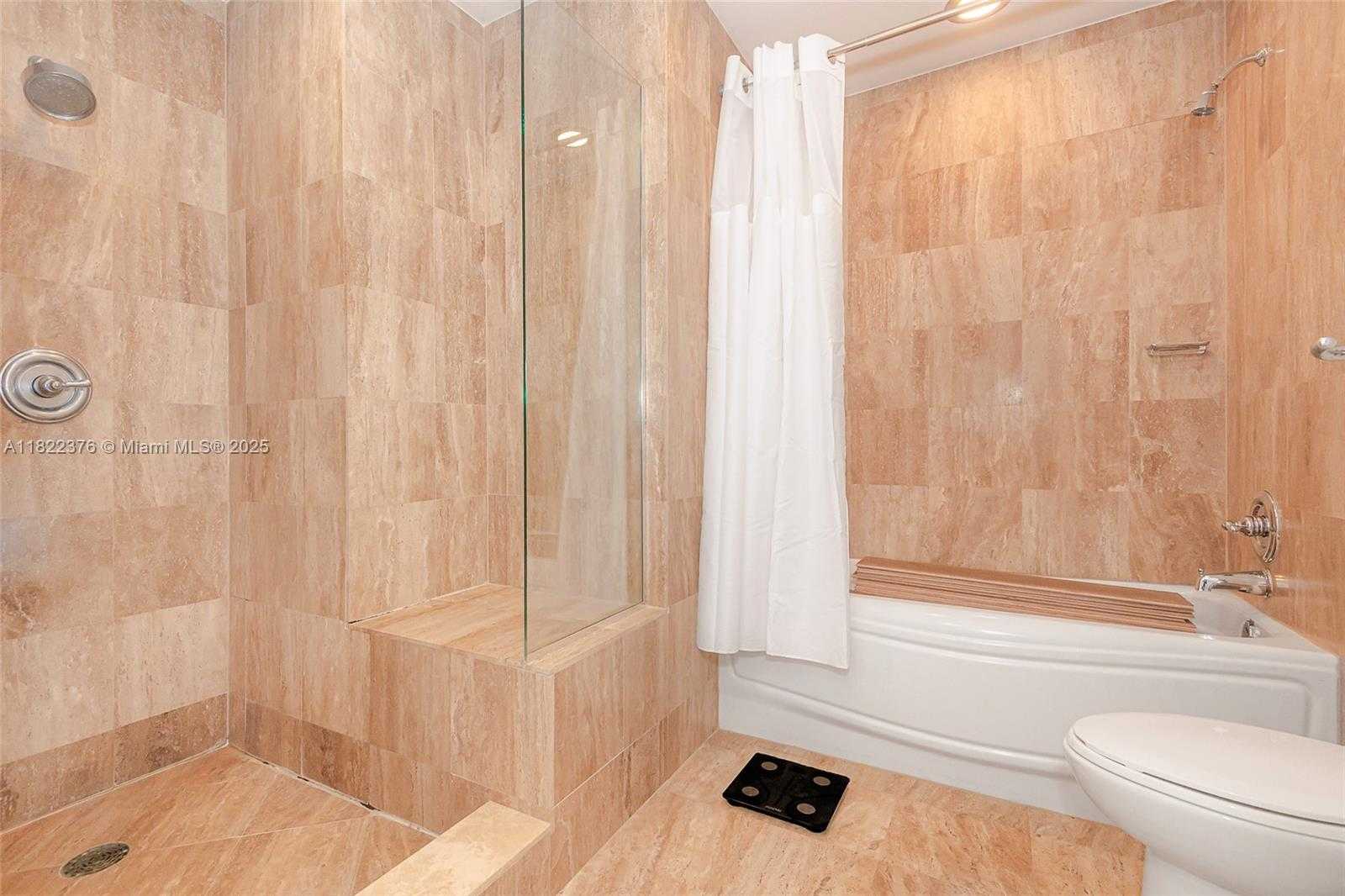 Small Image of 300 SOUTH BISCAYNE BLVD #T-2612, Miami Number 16