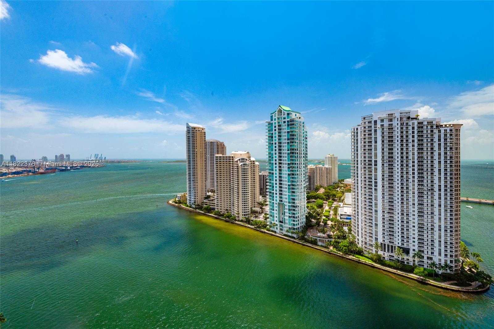 Small Image of 300 SOUTH BISCAYNE BLVD #T-2612, Miami Number 25